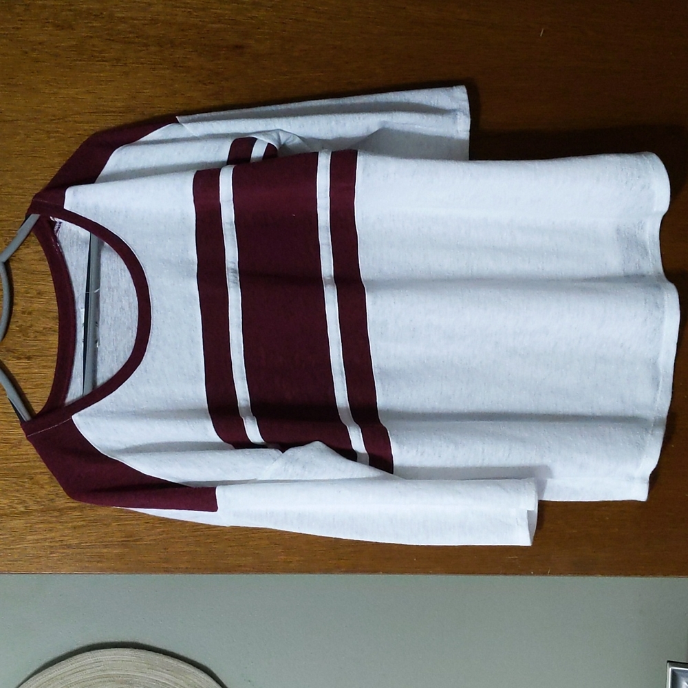 Maurices top